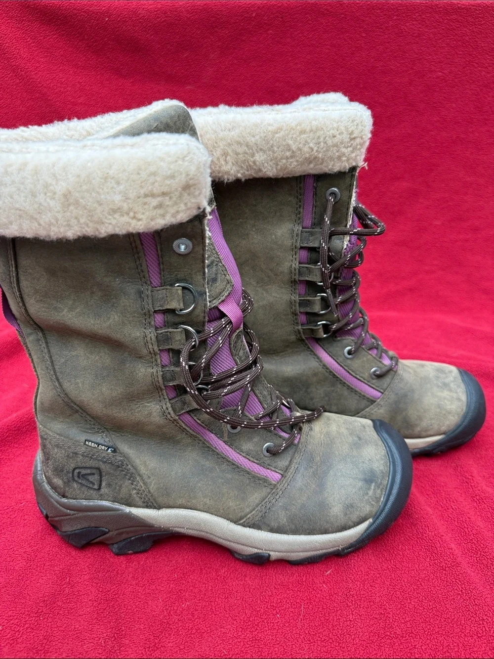 Keen HooDoo Brown Esoresso Leather Winter Boots with Purple lining & accents